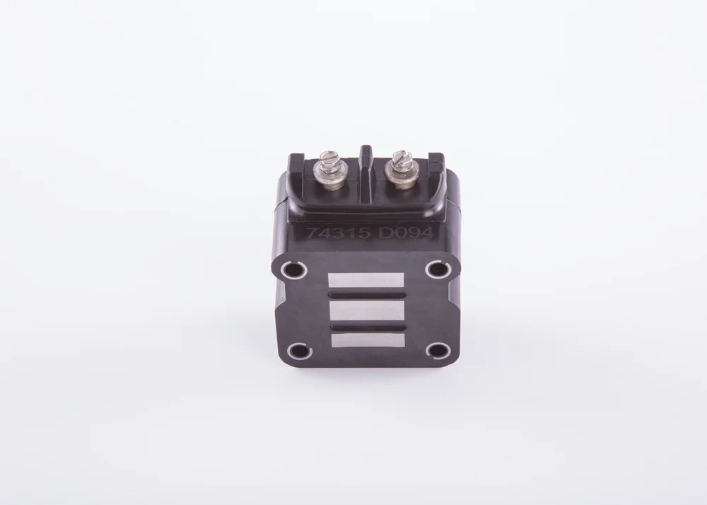 Zdvihový magnet BOSCH F00HN37431