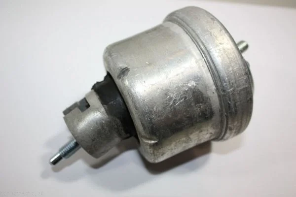 Zaveseni motoru AUTOMEGA 130114010