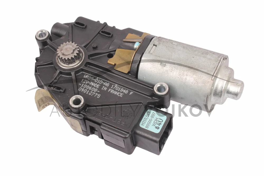 Motorek střešního okna v:57211